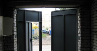 Купить гаражные ворота распашные Горячий Ключ, цена от 3825 руб.